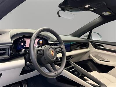 2026 Porsche Macan 4S   - Photo 16 - Lennox, CA 90304
