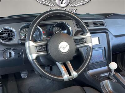 2013 Ford Mustang GT   - Photo 10 - Lennox, CA 90304