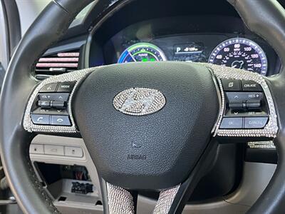 2019 Hyundai SONATA Hybrid SE   - Photo 18 - Lennox, CA 90304