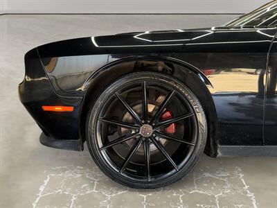 2016 Dodge Challenger SXT - Photo 14 - Lennox, CA 90304
