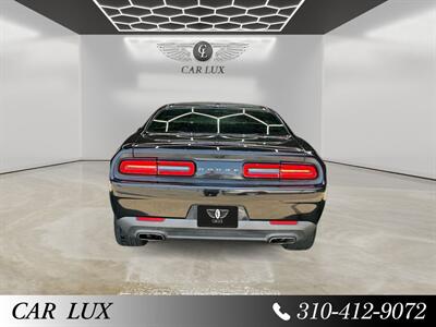 2016 Dodge Challenger SXT - Photo 4 - Lennox, CA 90304