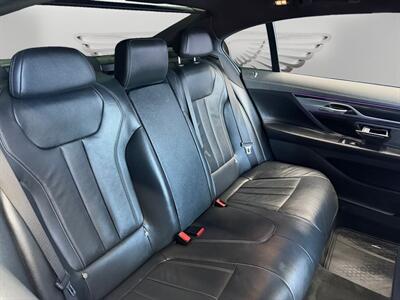 2021 BMW 740i M SPORT - Photo 29 - Lennox, CA 90304