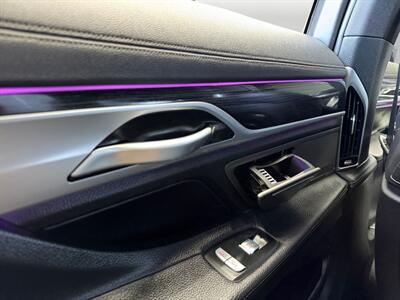 2021 BMW 740i M SPORT - Photo 27 - Lennox, CA 90304