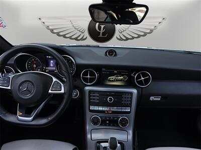 2019 Mercedes-Benz SLC SLC 300   - Photo 11 - Lennox, CA 90304