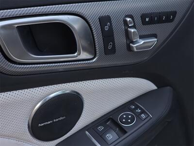 2019 Mercedes-Benz SLC SLC 300   - Photo 17 - Lennox, CA 90304