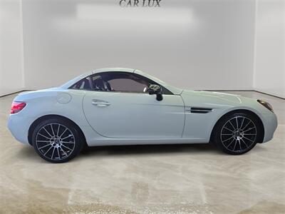 2019 Mercedes-Benz SLC SLC 300   - Photo 6 - Lennox, CA 90304