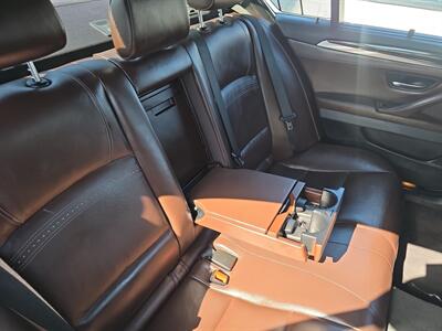 2016 BMW 550i xDrive  M SPORT - Photo 17 - Lennox, CA 90304