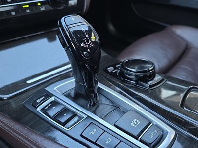 2016 BMW 550i xDrive  M SPORT - Photo 15 - Lennox, CA 90304