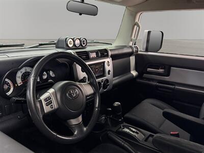 2008 Toyota FJ Cruiser   - Photo 16 - Lennox, CA 90304