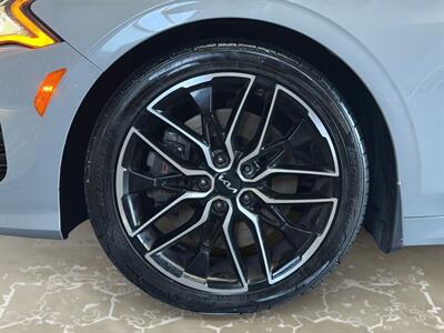 2023 Kia K5 GT   - Photo 14 - Lennox, CA 90304