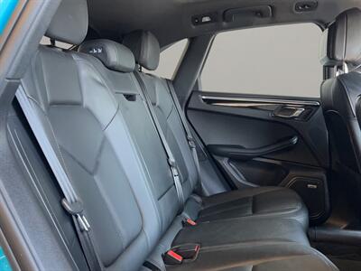 2022 Porsche Macan   - Photo 21 - Lennox, CA 90304