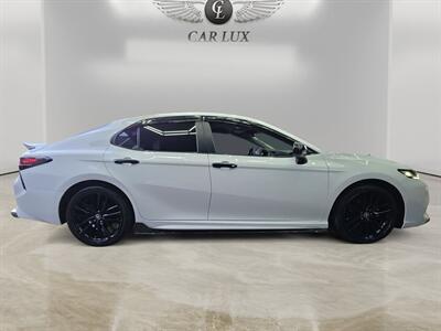 2019 Toyota Camry SE   - Photo 6 - Lennox, CA 90304