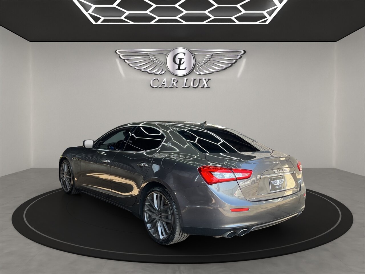 2015 Maserati Ghibli photo 3