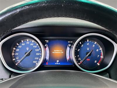 2015 Maserati Ghibli   - Photo 11 - Lennox, CA 90304