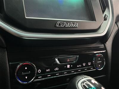 2015 Maserati Ghibli   - Photo 20 - Lennox, CA 90304