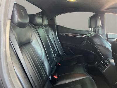 2015 Maserati Ghibli   - Photo 17 - Lennox, CA 90304
