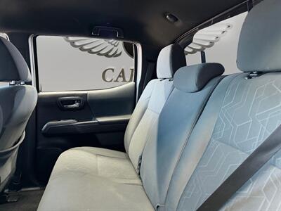 2019 Toyota Tacoma TRD Sport V6   - Photo 10 - Lennox, CA 90304