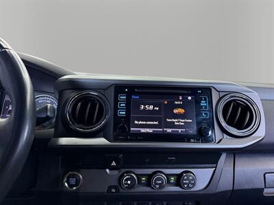 2019 Toyota Tacoma TRD Sport V6   - Photo 21 - Lennox, CA 90304