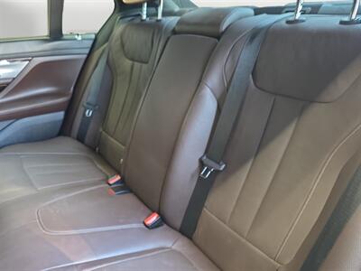 2017 BMW 740i M SPORT - Photo 13 - Lennox, CA 90304