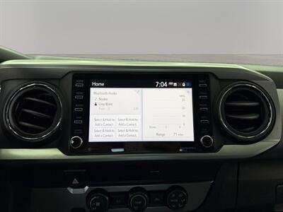 2020 Toyota Tacoma SR5 V6   - Photo 21 - Lennox, CA 90304