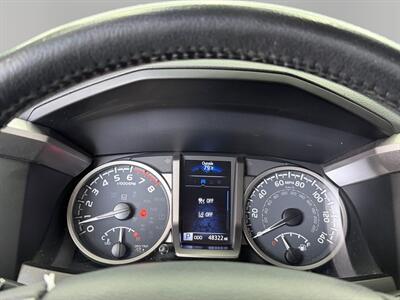 2020 Toyota Tacoma SR5 V6   - Photo 19 - Lennox, CA 90304