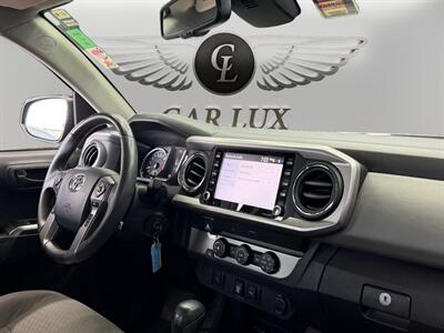 2020 Toyota Tacoma SR5 V6   - Photo 16 - Lennox, CA 90304