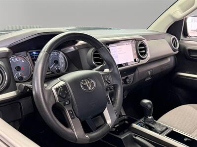 2020 Toyota Tacoma SR5 V6   - Photo 15 - Lennox, CA 90304