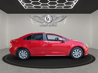 2021 Toyota Corolla LE   - Photo 8 - Lennox, CA 90304