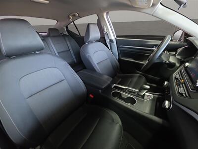 2022 Nissan Altima 2.5 SV   - Photo 14 - Lennox, CA 90304