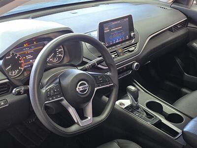 2022 Nissan Altima 2.5 SV   - Photo 9 - Lennox, CA 90304