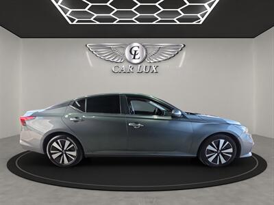 2022 Nissan Altima 2.5 SV   - Photo 4 - Lennox, CA 90304