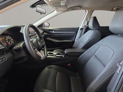 2022 Nissan Altima 2.5 SV   - Photo 5 - Lennox, CA 90304