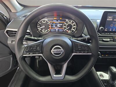 2022 Nissan Altima 2.5 SV   - Photo 6 - Lennox, CA 90304