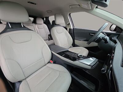 2022 Kia EV6 Wind   - Photo 18 - Lennox, CA 90304