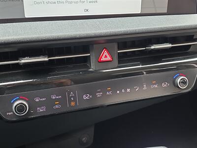 2022 Kia EV6 Wind   - Photo 20 - Lennox, CA 90304