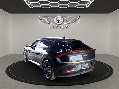 2022 Kia EV6 Wind   - Photo 5 - Lennox, CA 90304