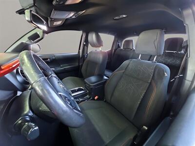 2017 Toyota Tacoma TRD Sport V6   - Photo 17 - Lennox, CA 90304