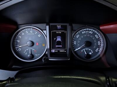 2017 Toyota Tacoma TRD Sport V6   - Photo 10 - Lennox, CA 90304