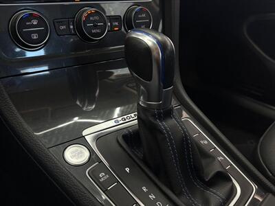2019 Volkswagen e-Golf SEL Premium - Photo 19 - Lennox, CA 90304
