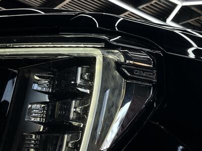 2021 GMC Yukon Denali   - Photo 23 - Lennox, CA 90304