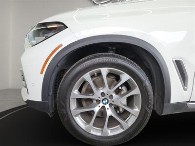 2020 BMW X5 sDrive40i   - Photo 9 - Lennox, CA 90304