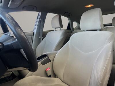 2013 Toyota Prius Three   - Photo 9 - Lennox, CA 90304