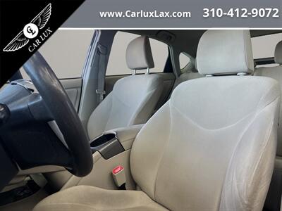 2013 Toyota Prius Three   - Photo 9 - Lennox, CA 90304