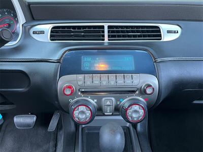 2012 Chevrolet Camaro 1LT   - Photo 11 - Lennox, CA 90304