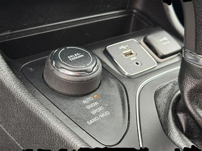 2021 Jeep Cherokee Latitude   - Photo 21 - Lennox, CA 90304