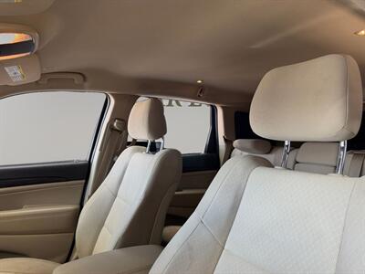 2021 Jeep Grand Cherokee Laredo E - Photo 9 - Lennox, CA 90304