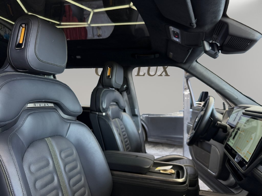 2025 Rivian R1S Adventure Dual Motor Standard Pack - Photo 15 - Lennox, CA 90304
