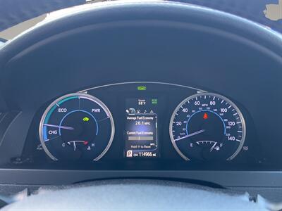 2015 Toyota Camry Hybrid XLE   - Photo 12 - Lennox, CA 90304