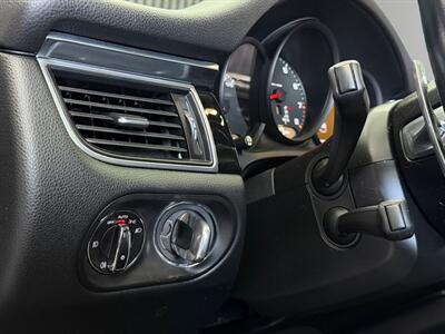 2018 Porsche Macan Sport Edition - Photo 18 - Lennox, CA 90304