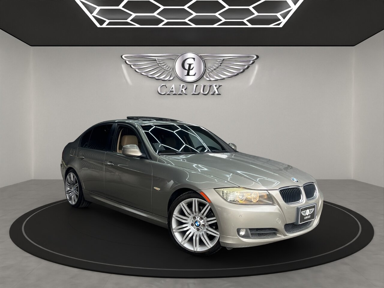 2010 BMW 328i - Photo 1 - Lennox, CA 90304